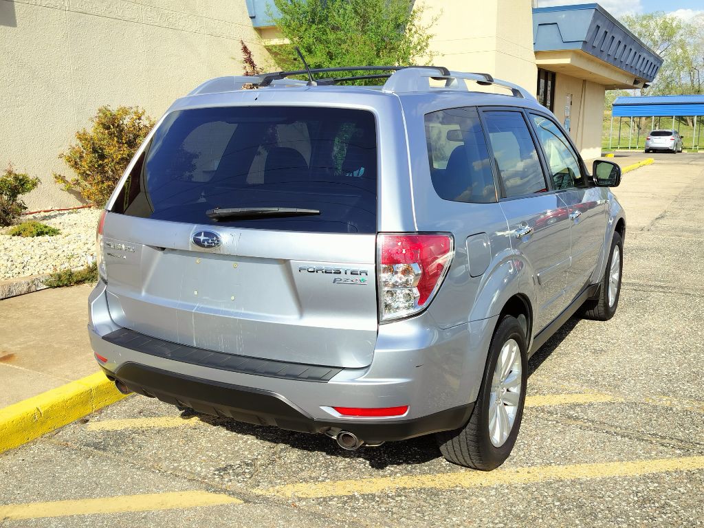 2013 Subaru Forester Image 33