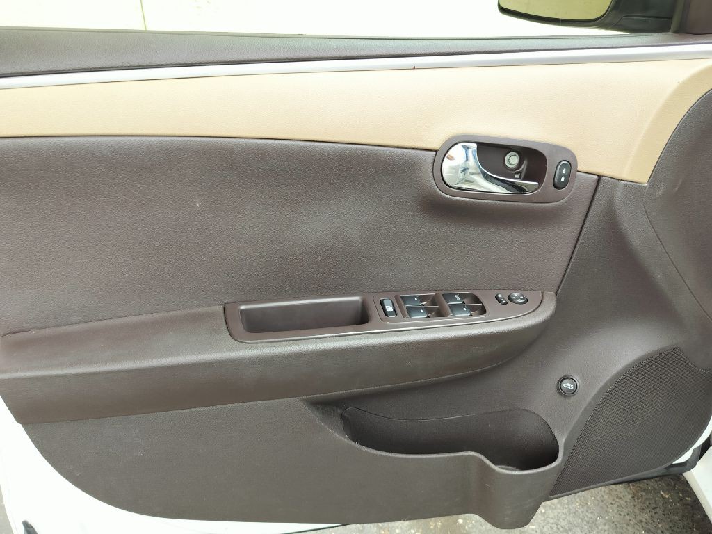 2012 Chevrolet Malibu Image 20