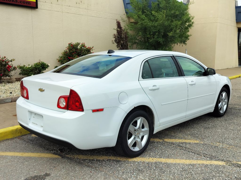 2012 Chevrolet Malibu Image 31