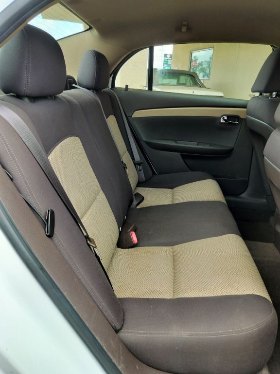 2012 Chevrolet Malibu Image 35