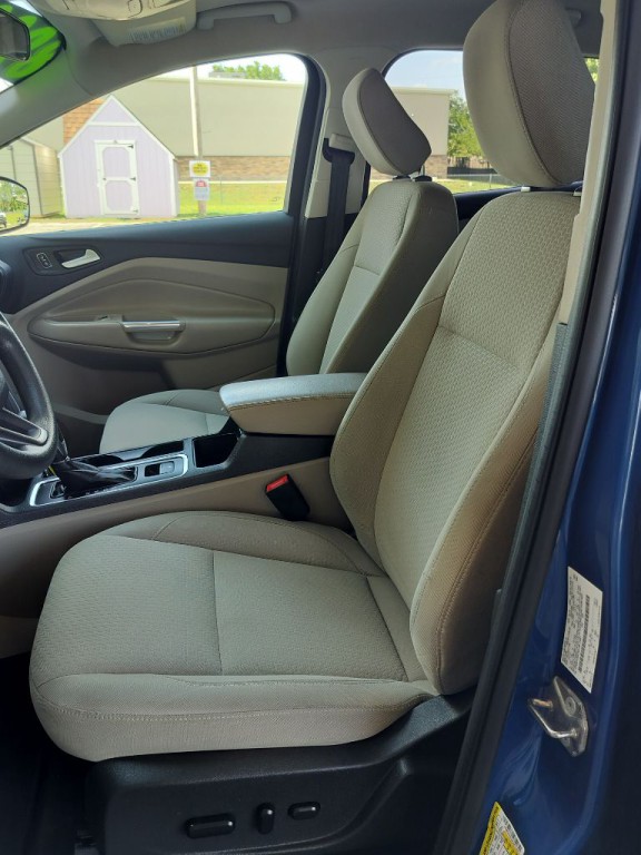 2019 Ford Escape Image 10