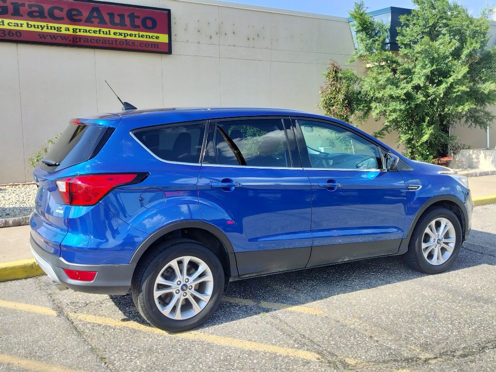 2019 Ford Escape Image 35