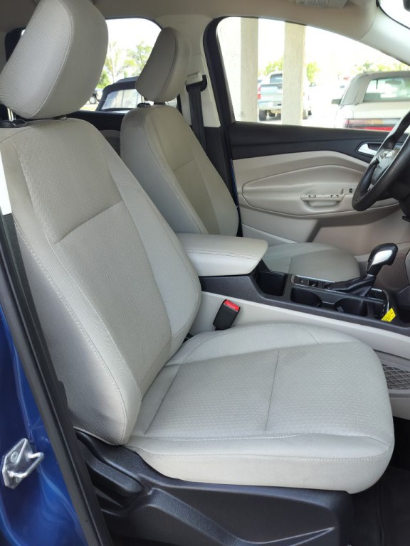 2019 Ford Escape Image 39