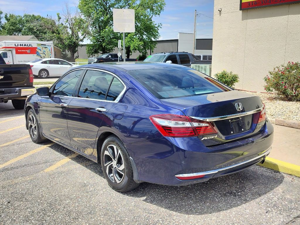 2017 Honda Accord Image 4