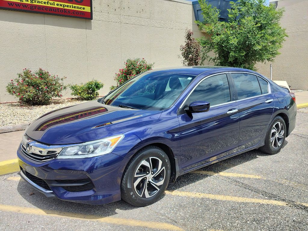 2017 Honda Accord Image 8