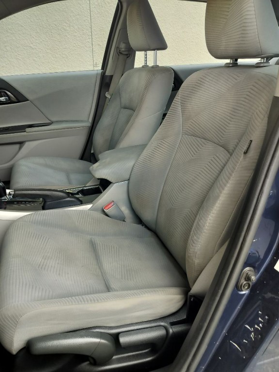 2017 Honda Accord Image 10