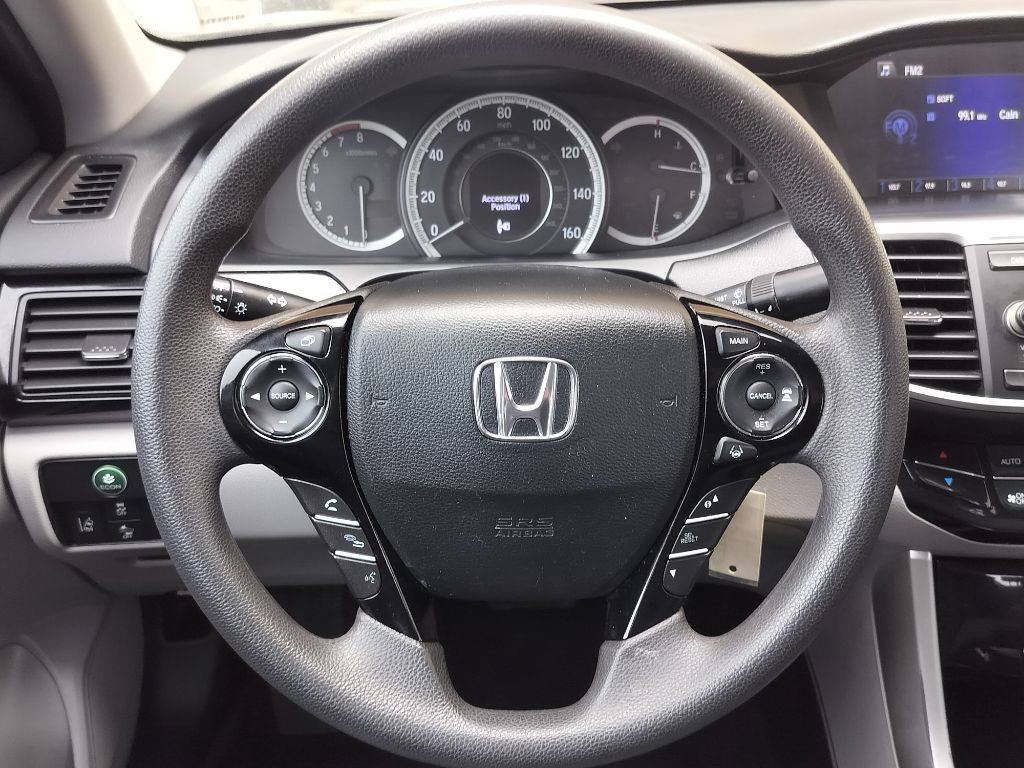2017 Honda Accord Image 12