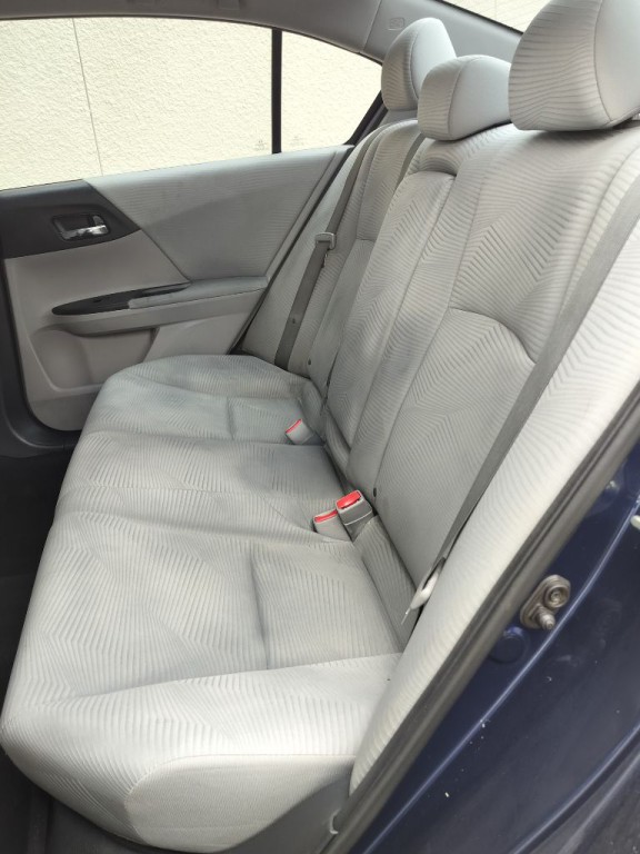 2017 Honda Accord Image 23