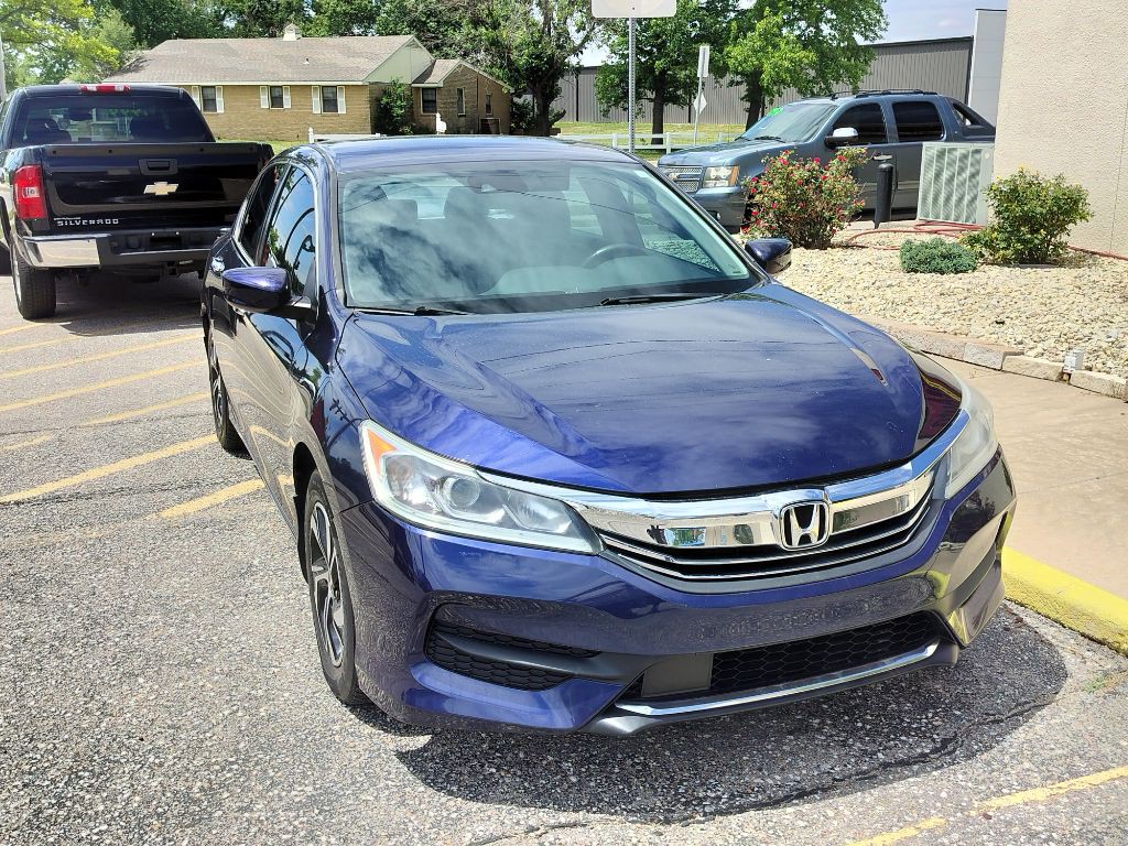 2017 Honda Accord Image 25