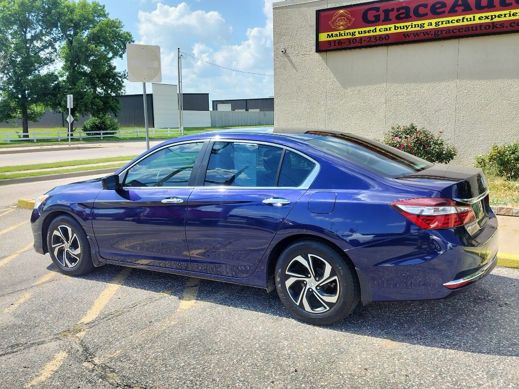 2017 Honda Accord Image 3