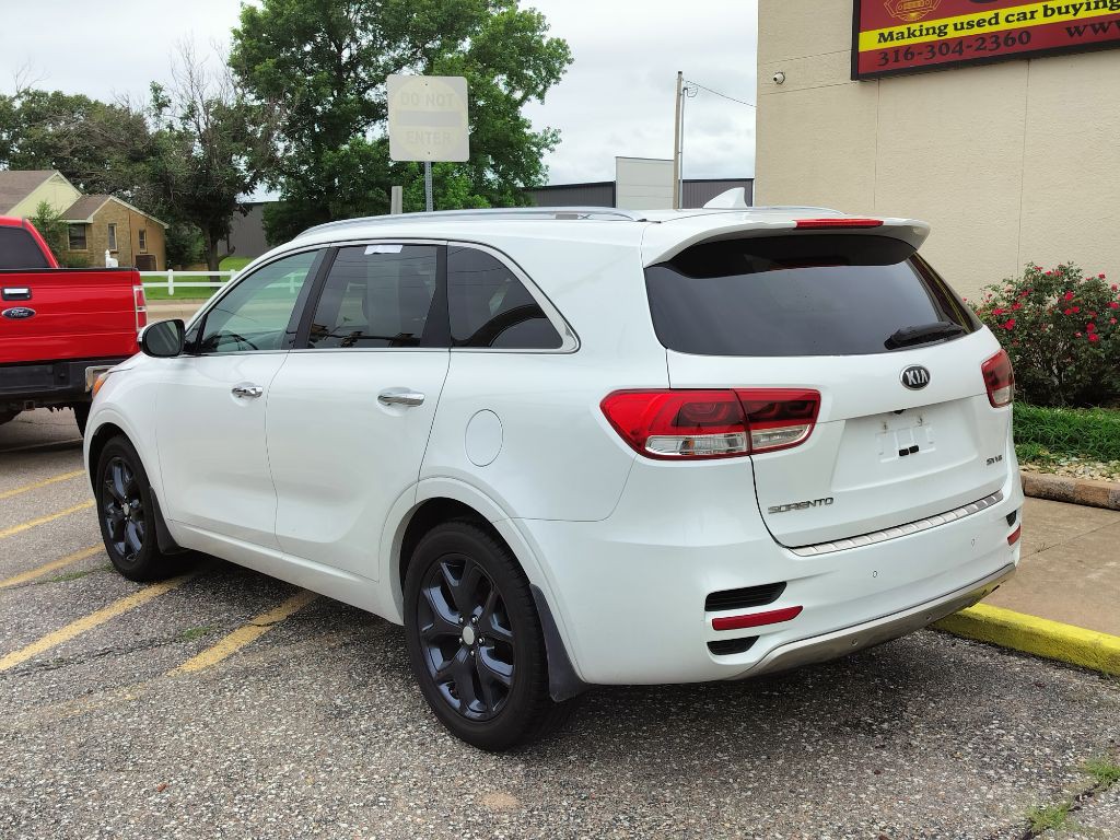 2016 Kia Sorento Image 4