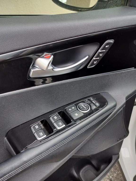 2016 Kia Sorento Image 24