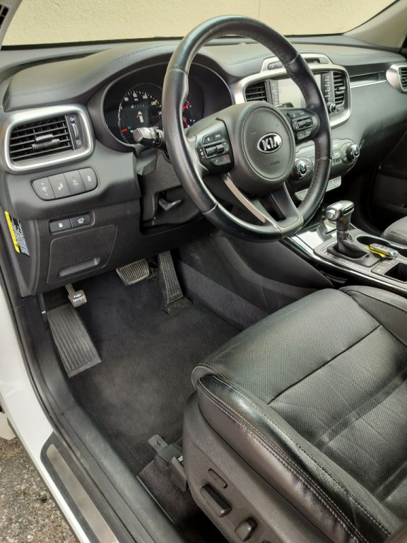 2016 Kia Sorento Image 26