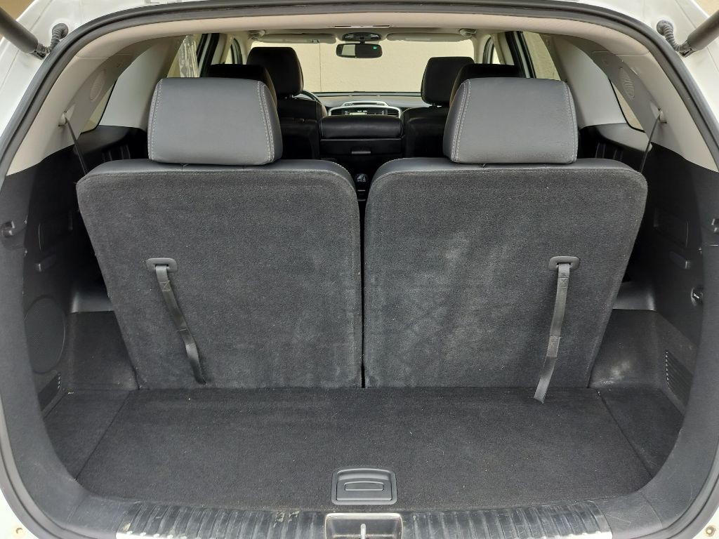 2016 Kia Sorento Image 32