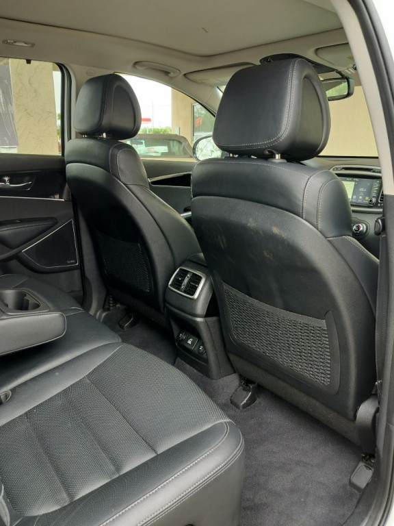 2016 Kia Sorento Image 35