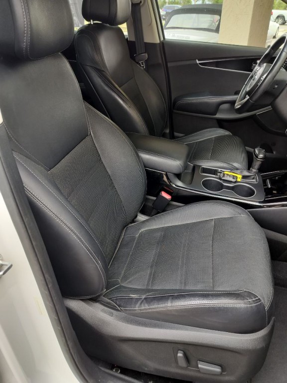2016 Kia Sorento Image 37