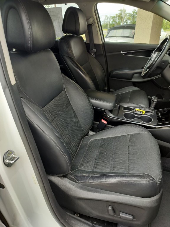 2016 Kia Sorento Image 39