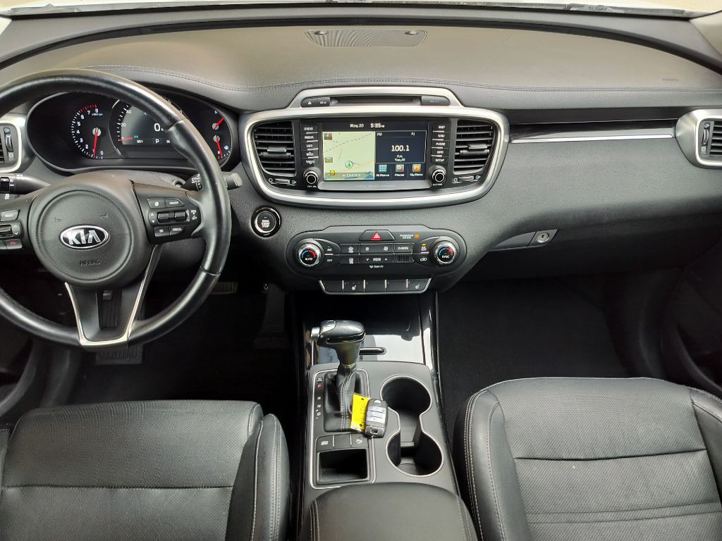 2016 Kia Sorento Image 41