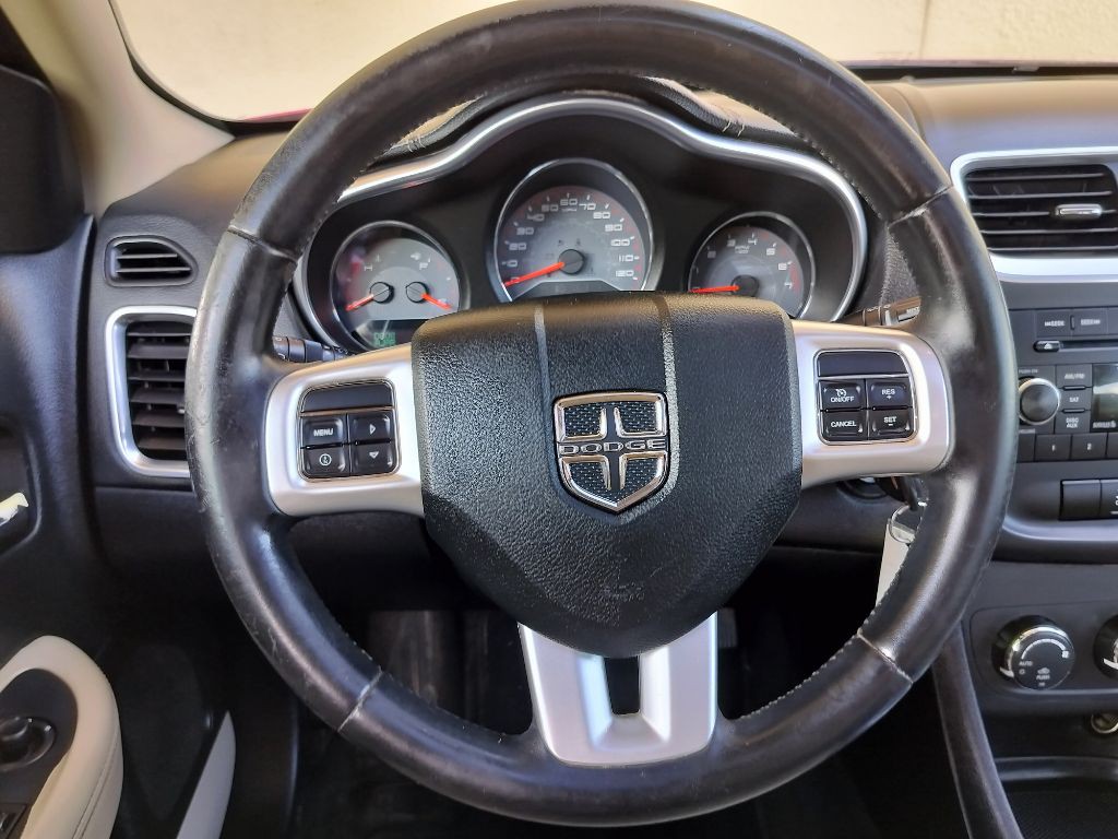2013 Dodge Avenger Image 13