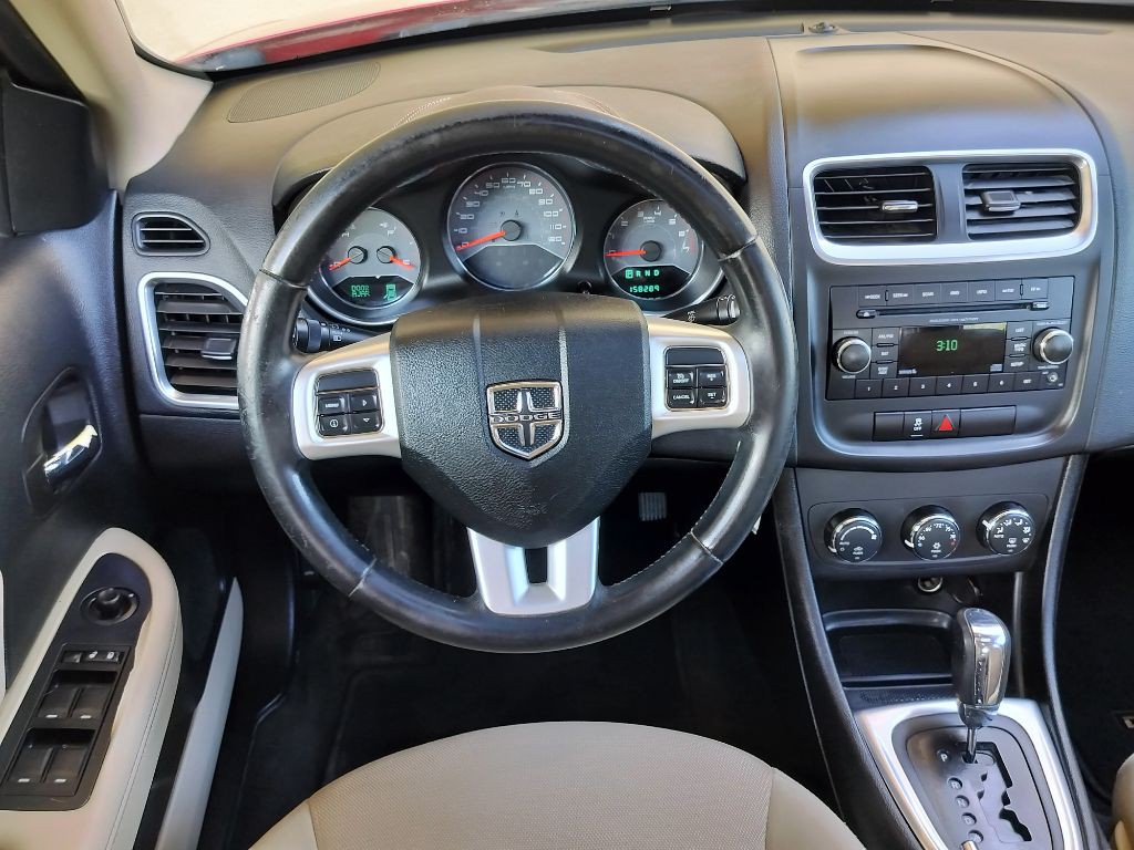 2013 Dodge Avenger Image 15