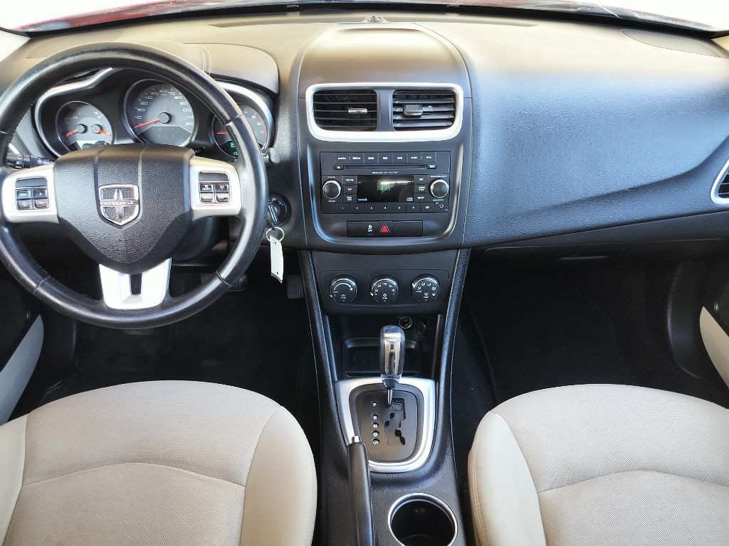 2013 Dodge Avenger Image 16