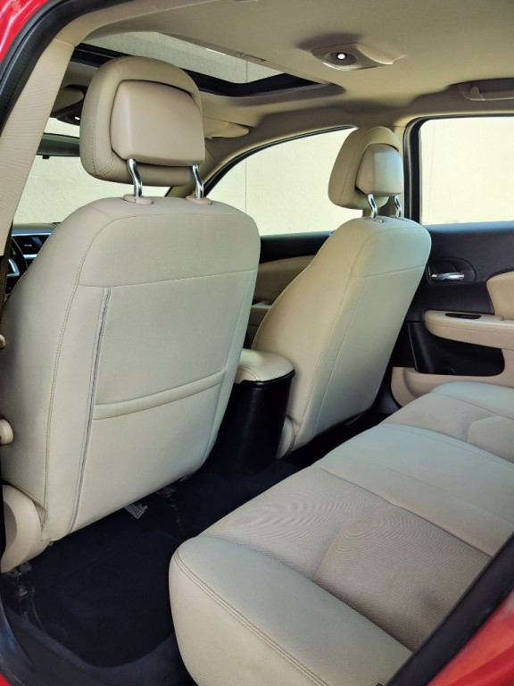 2013 Dodge Avenger Image 24
