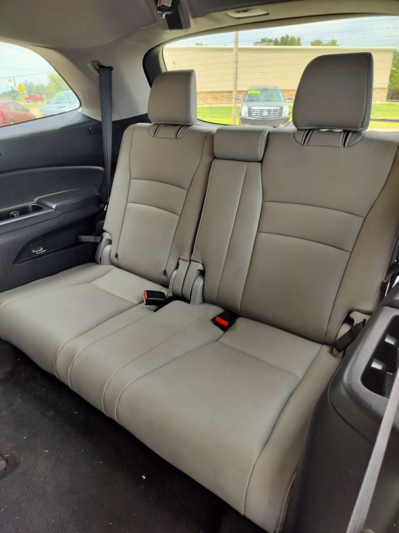 2017 Honda Pilot Image 28
