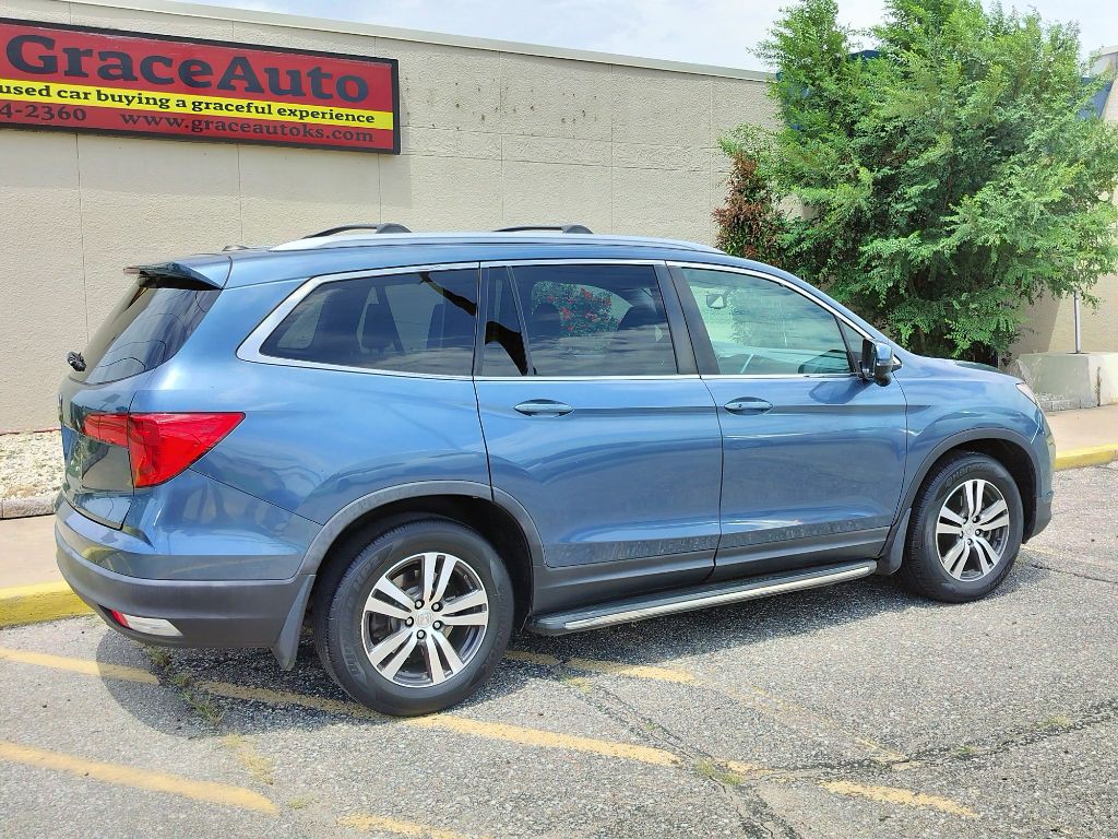2017 Honda Pilot Image 35