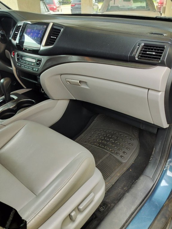 2017 Honda Pilot Image 39