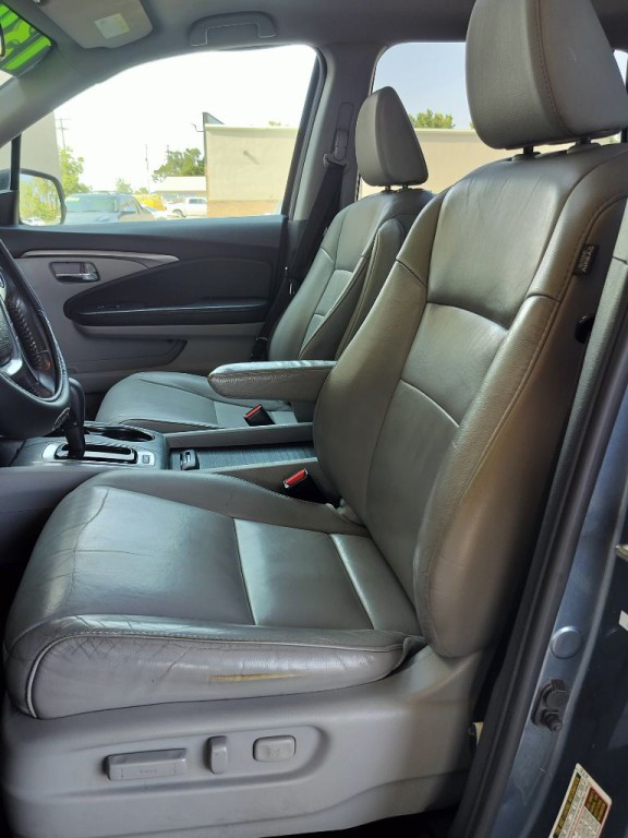 2017 Honda Pilot Image 10