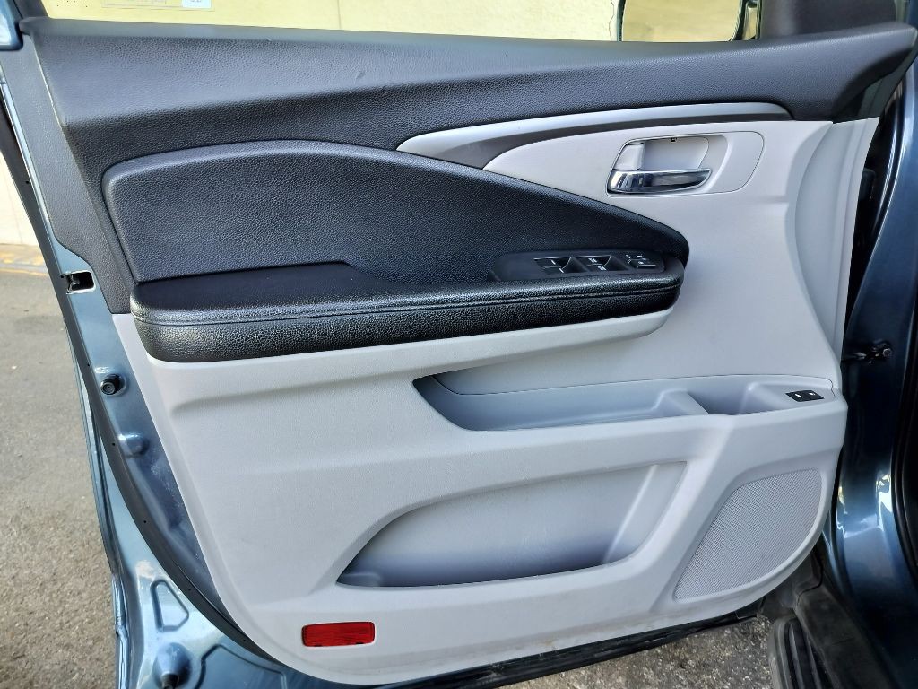 2017 Honda Pilot Image 27