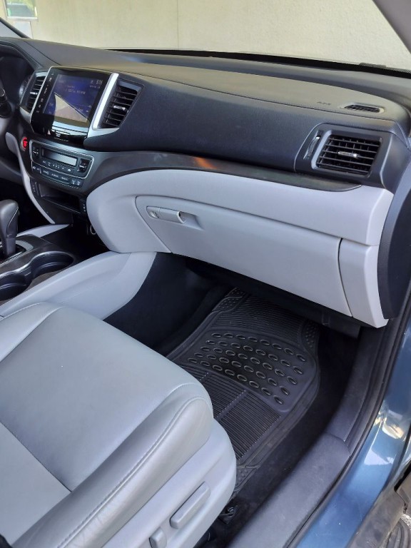 2017 Honda Pilot Image 42