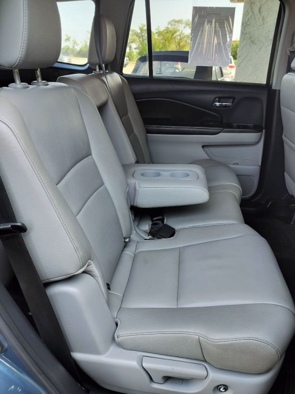 2017 Honda Pilot Image 43