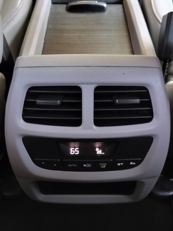 2017 Honda Pilot Image 45