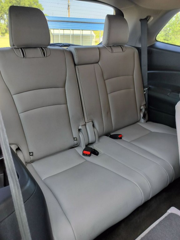 2017 Honda Pilot Image 46