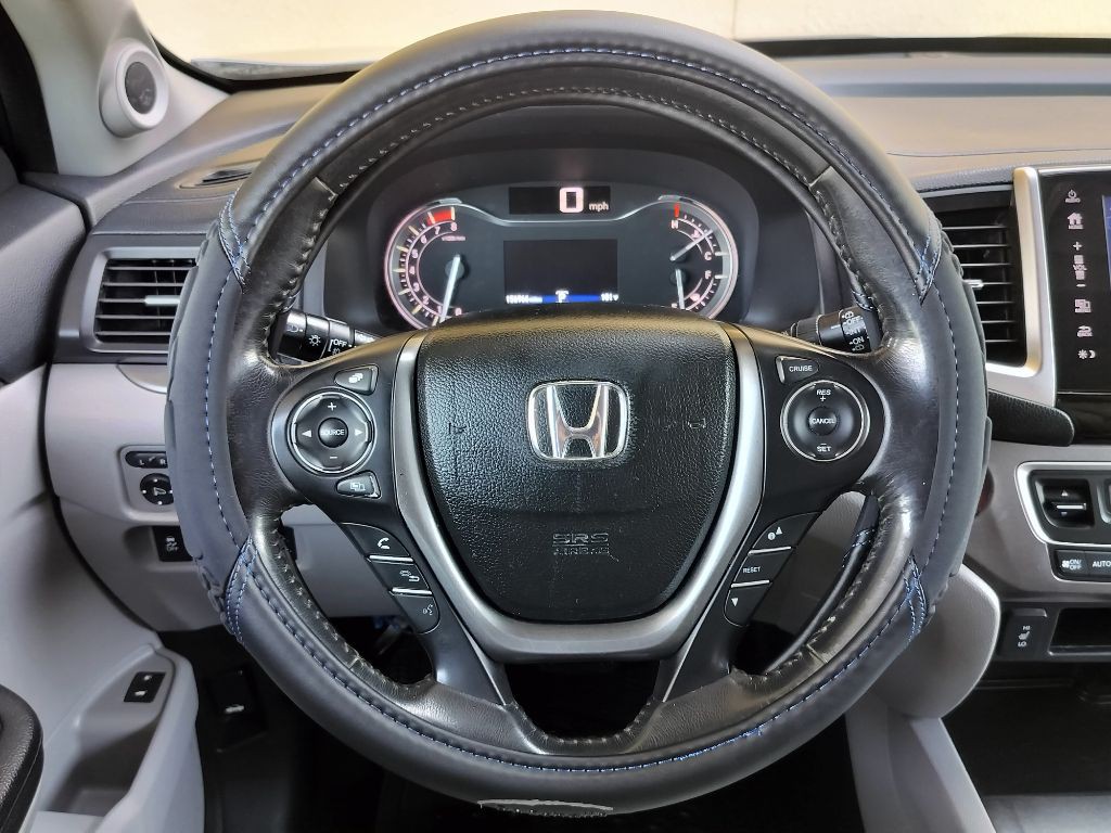 2017 Honda Pilot Image 14