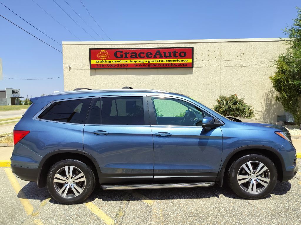 2017 Honda Pilot Image 32