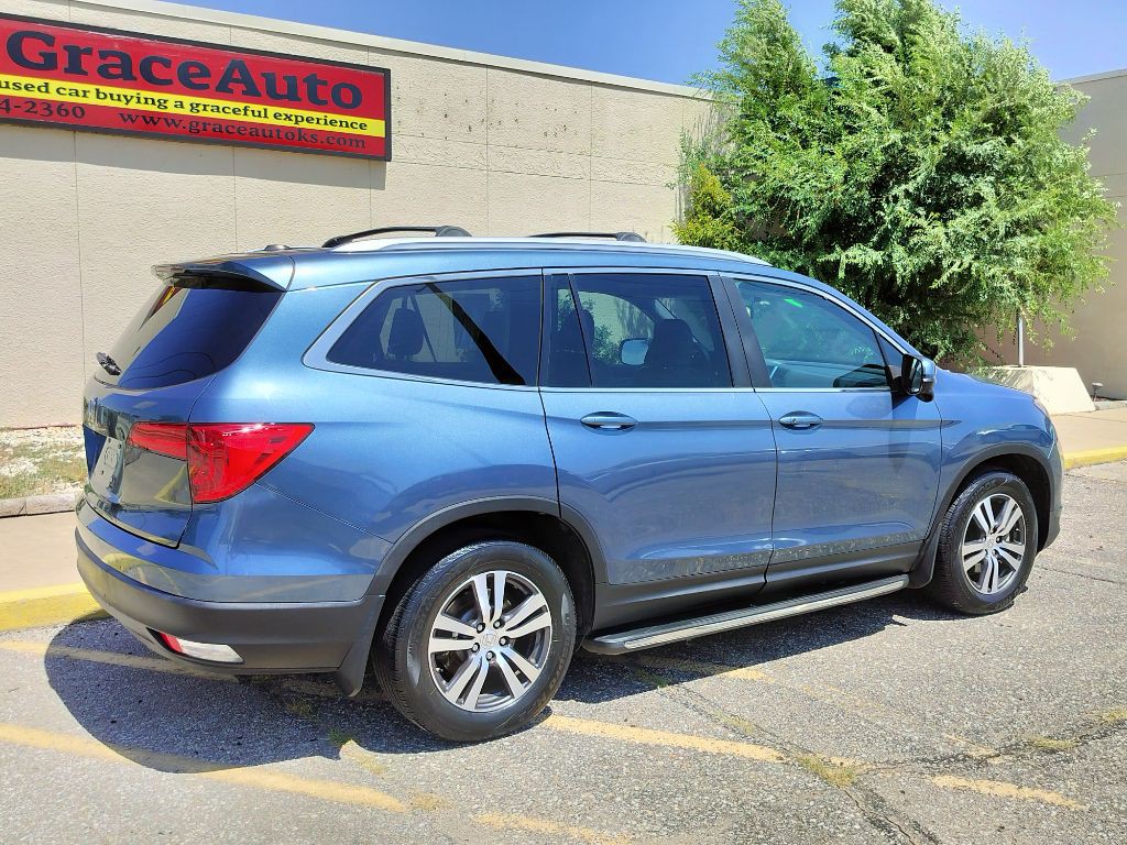 2017 Honda Pilot Image 38