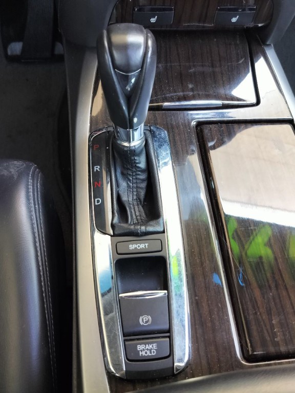 2014 Acura RLX Image 24