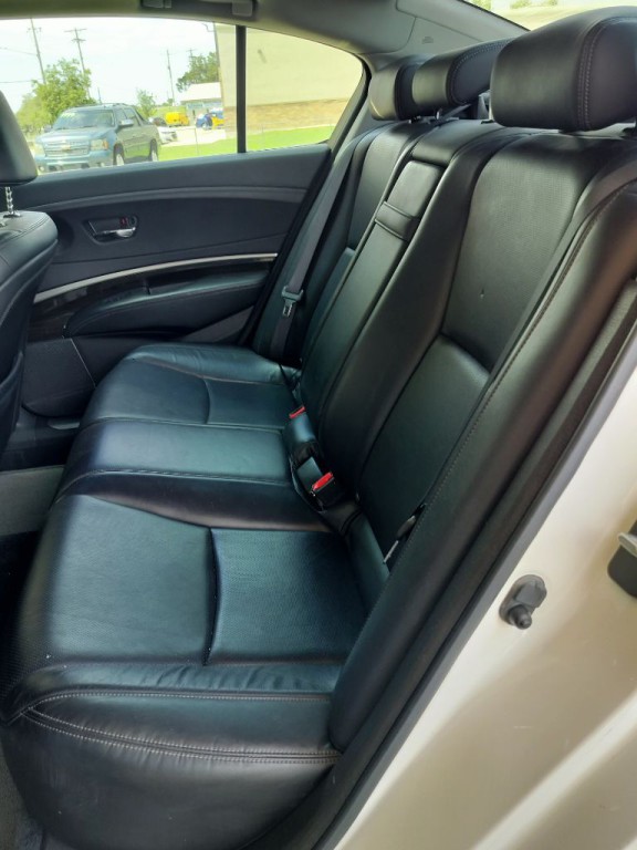 2014 Acura RLX Image 28