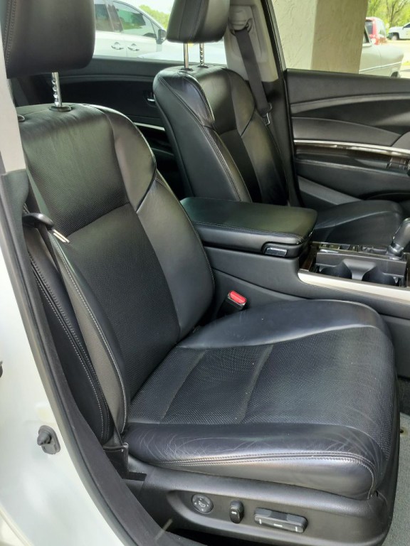 2014 Acura RLX Image 40