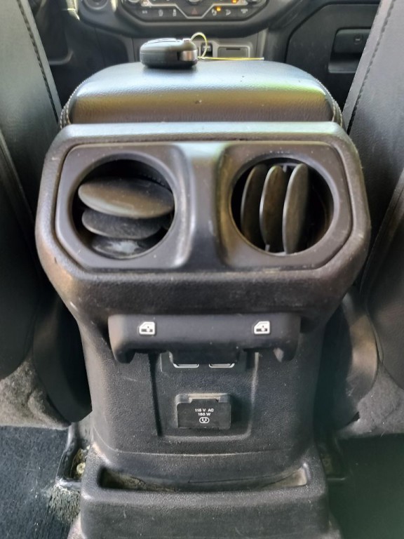 2018 Jeep Wrangler Unlimited Image 41
