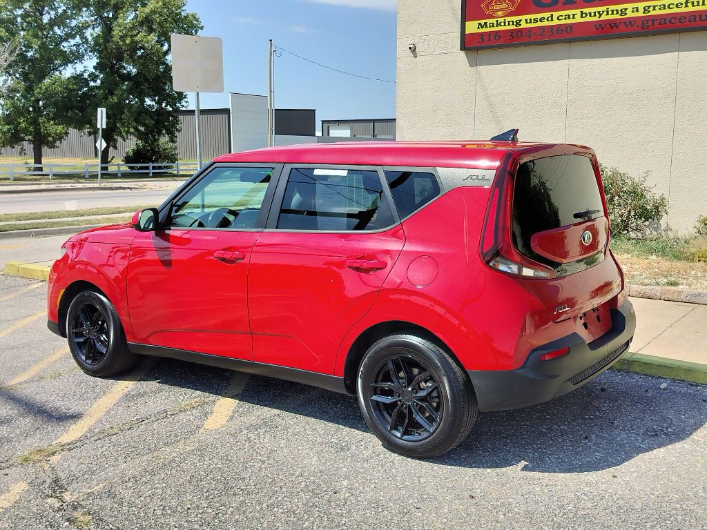 2020 Kia Soul Image 3