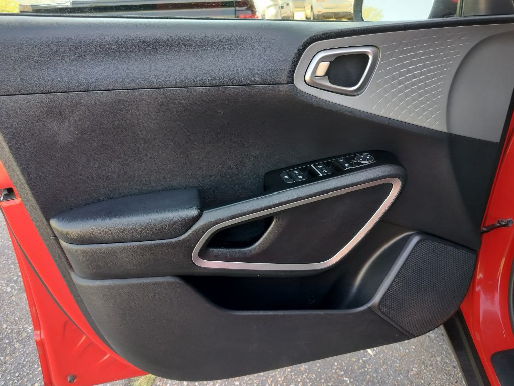 2020 Kia Soul Image 24