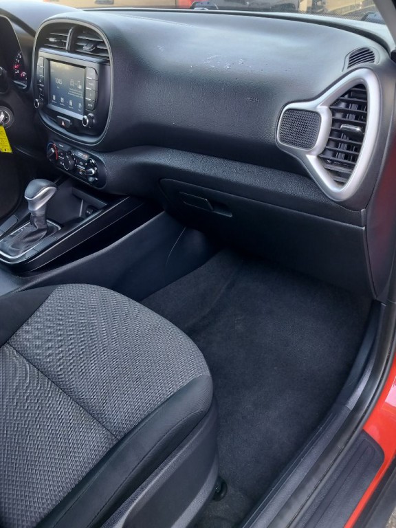 2020 Kia Soul Image 38