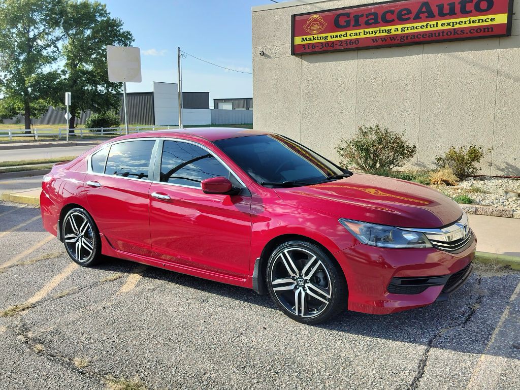 2017 Honda Accord Image 25