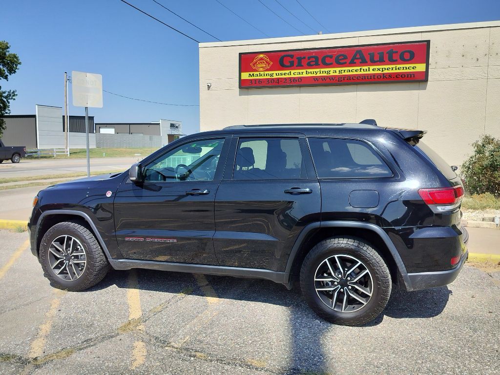 2021 Jeep Grand Cherokee Image 2