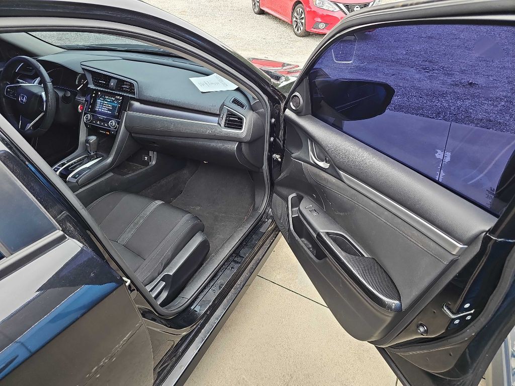 2017 Honda Civic Image 9