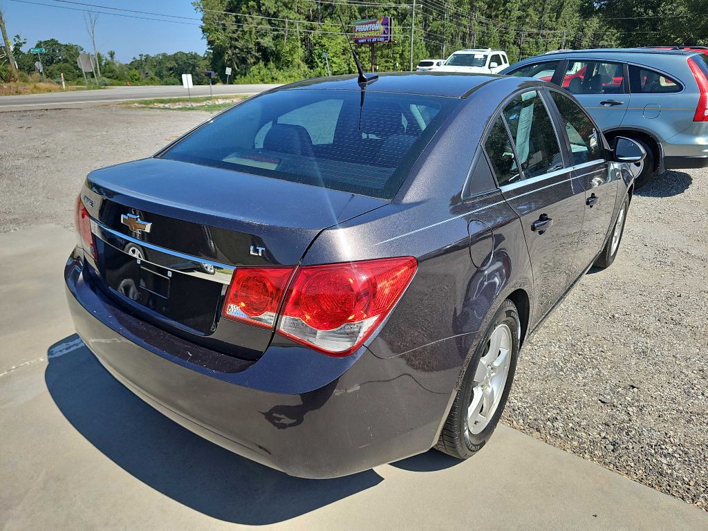2014 Chevrolet Cruze Image 3
