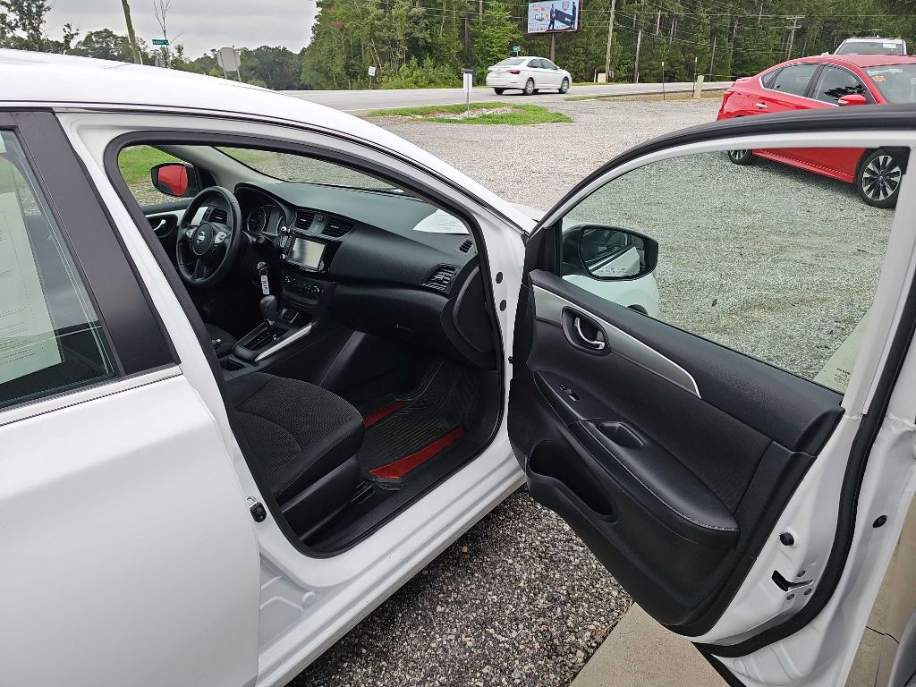 2019 Nissan Sentra Image 9
